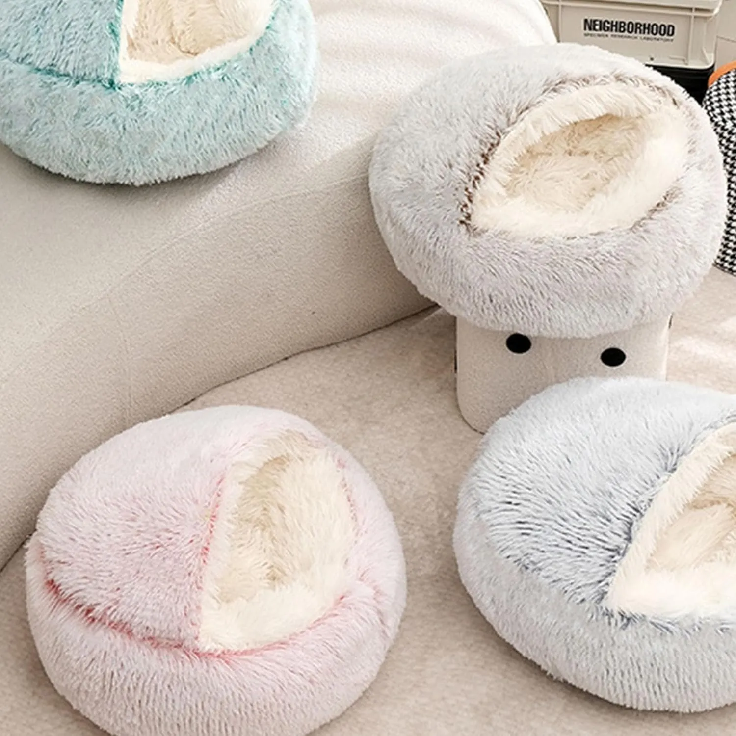 Semi-Enclosed Pet Sleeping Bed - Calming Plush Lined Cave Nest for Small Pets - Washable Cozy Round Winter Warm Bed With Non-Slip Base - 15.74in (Pink)
